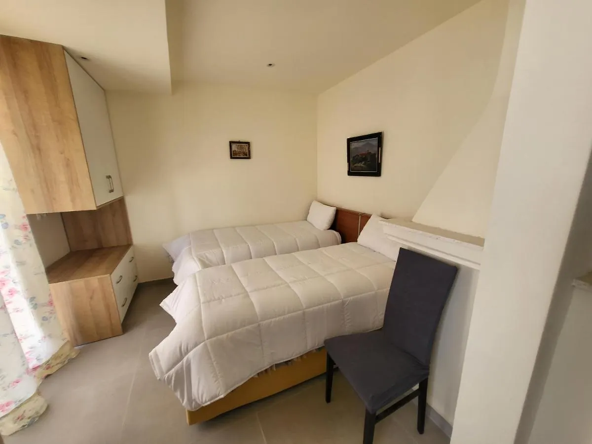 Sea & Relax Villa 0*, Sarandë Albanien